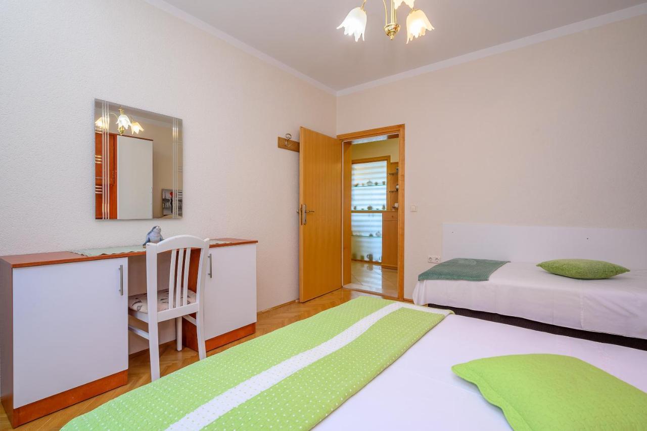 Apartments Juric Podstrana Exterior foto