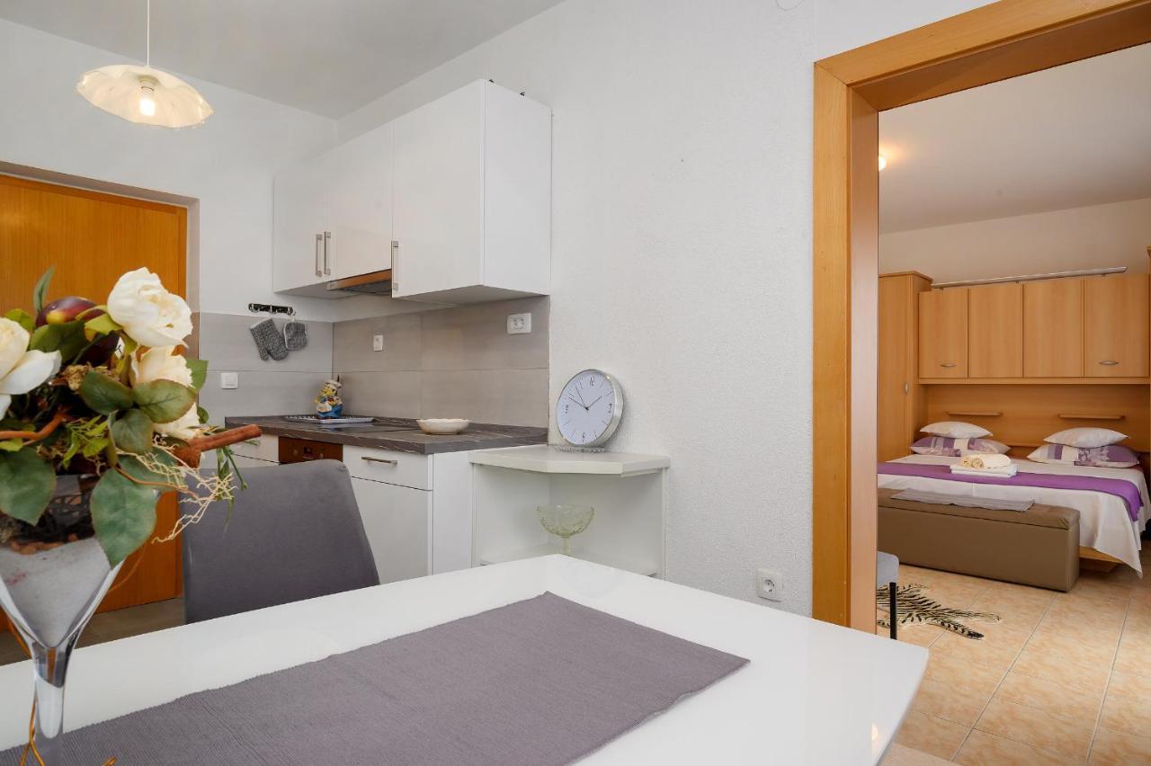 Apartments Juric Podstrana Exterior foto